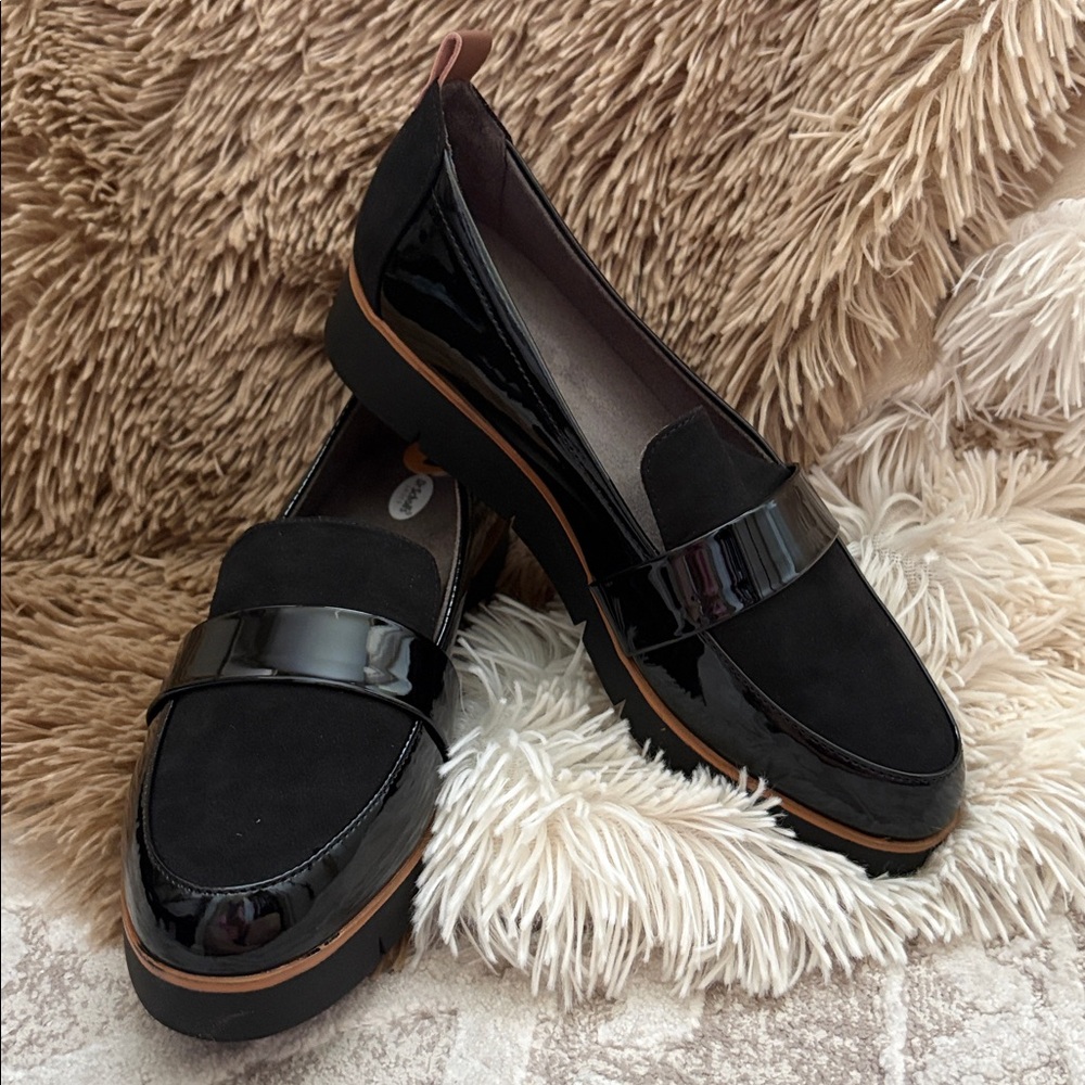 💥NEW💥Dr. Scholl's Black Patent Loafers